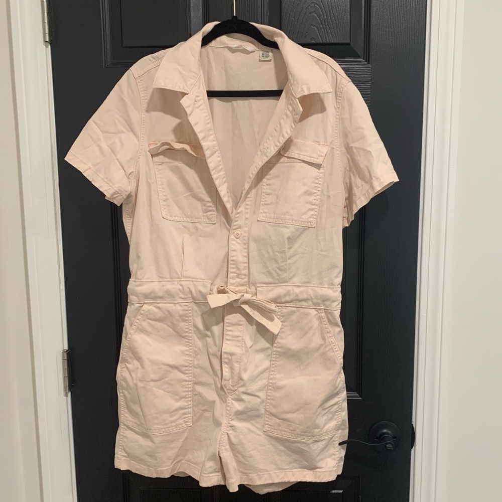 Levi's | Soft Pink Button Up Utility Romper Tie Waist | Sz XL - Picture 3 of 13